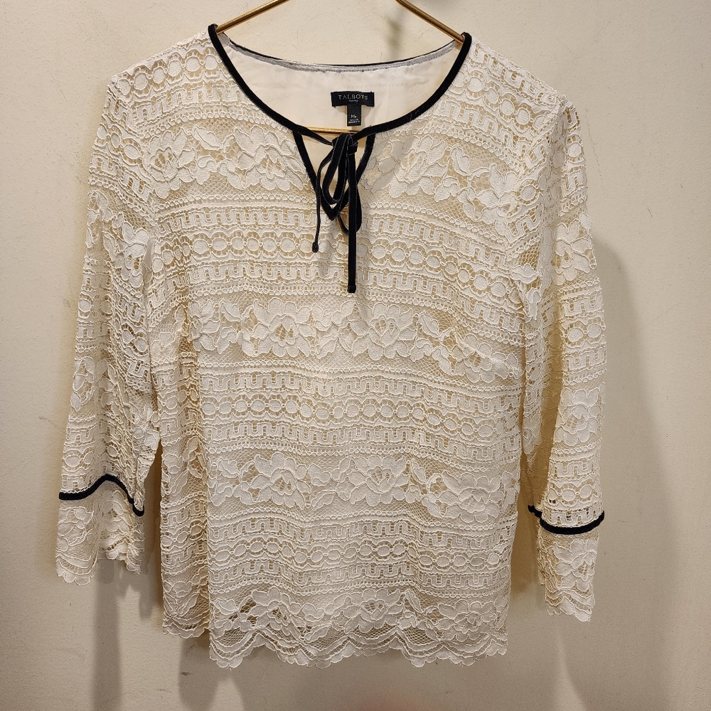 Talbots Cream Lace Women's Top With Keyhole Neckline Size Mp